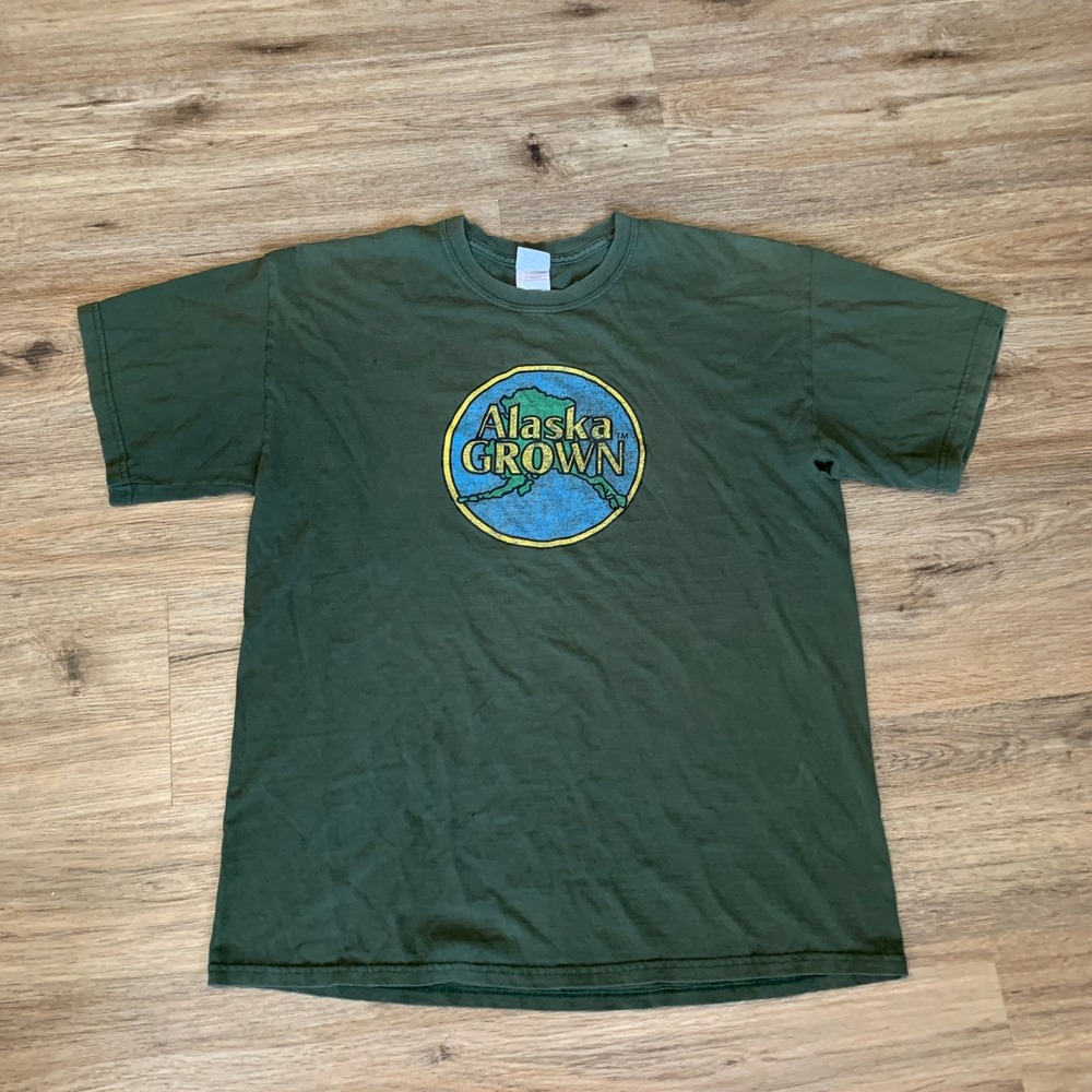 Outdoor Boys Alaska Grown Graphic T-Shirt Forest Green Mens Large Distressed